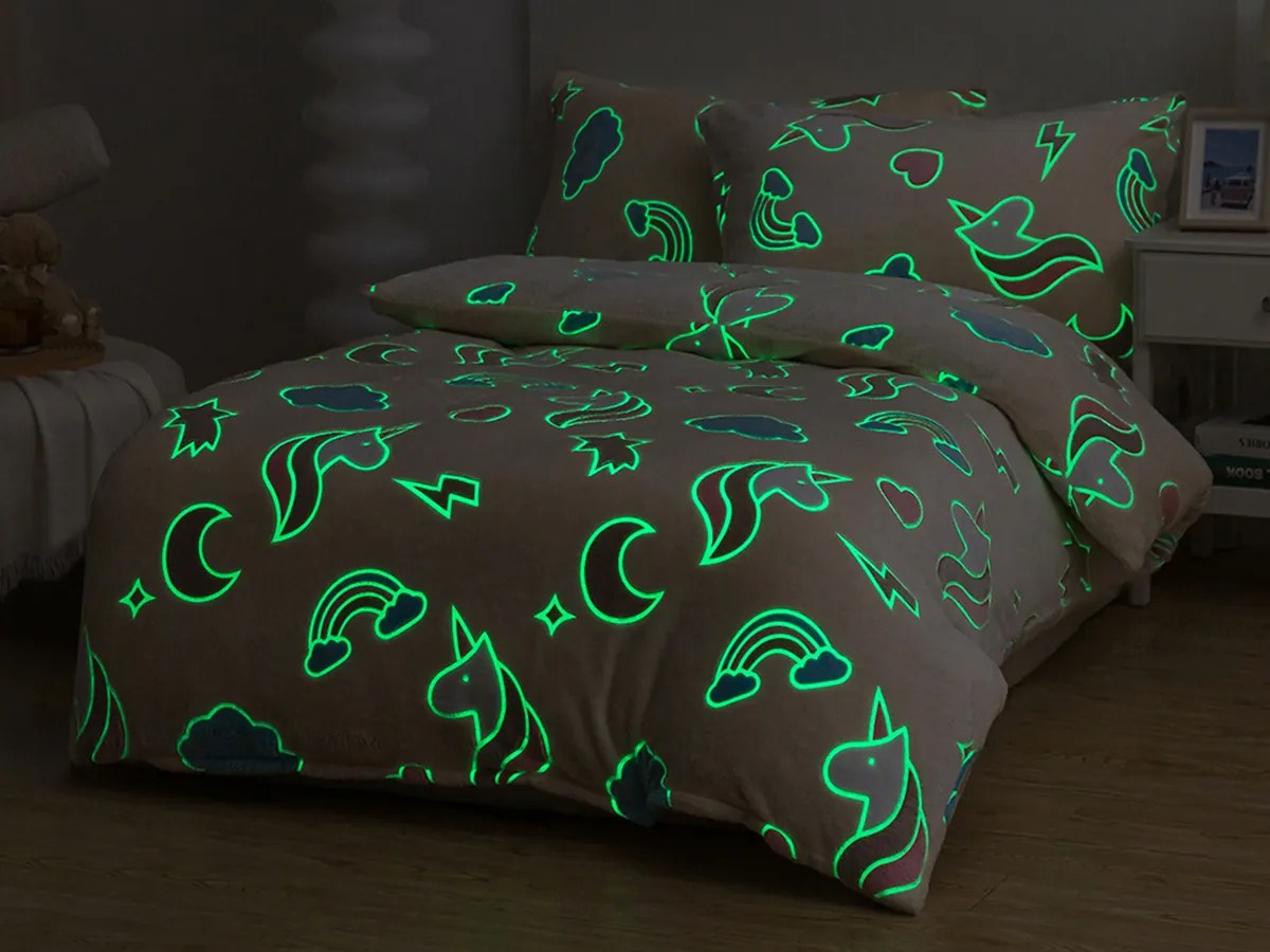 XPOSE® Mikroplyšové obliečky DUHA Exclusive (svietiaci efekt)