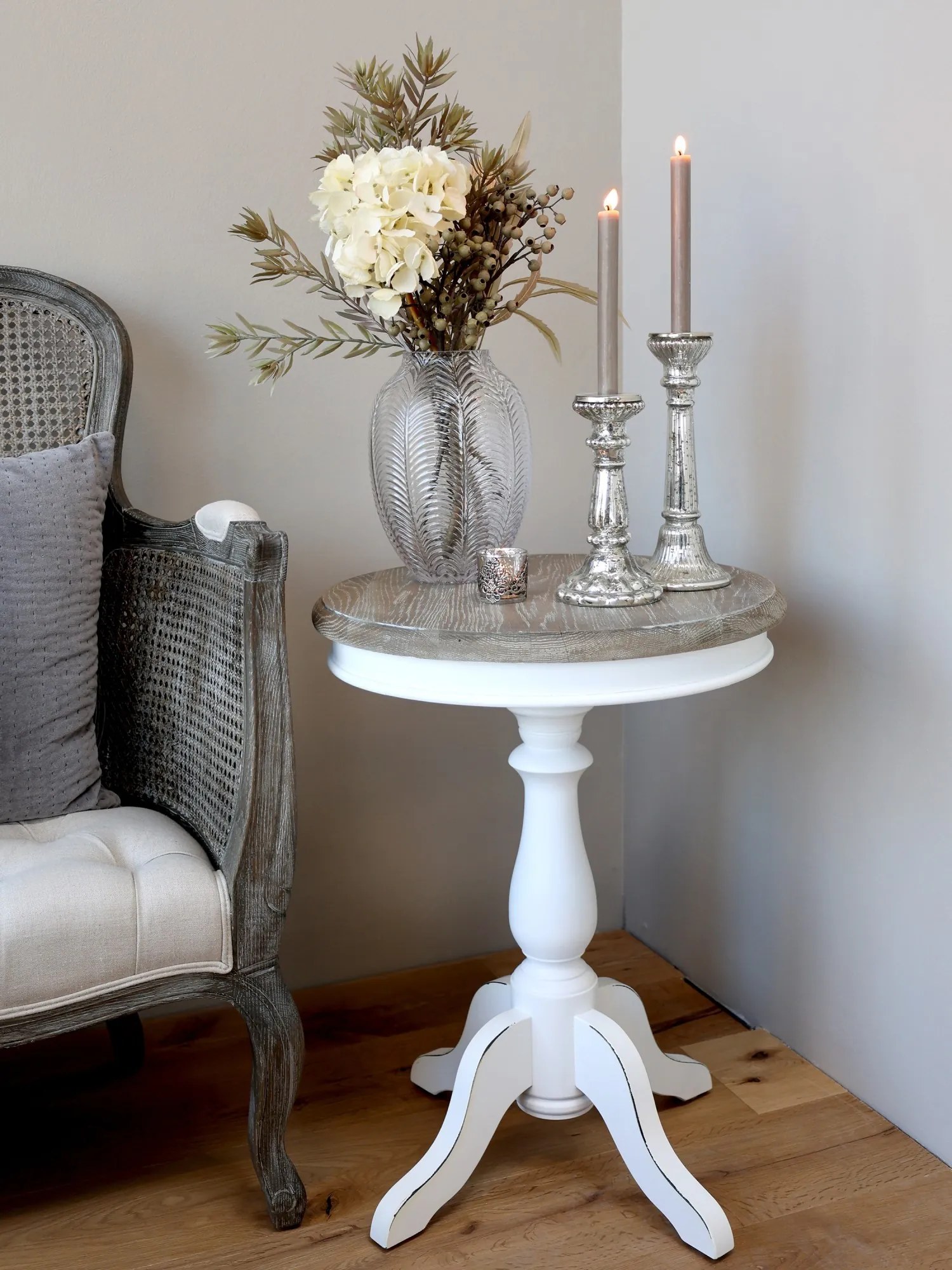 Transparentná sklenená dekoračná váza Leaf - Ø 14*18cm