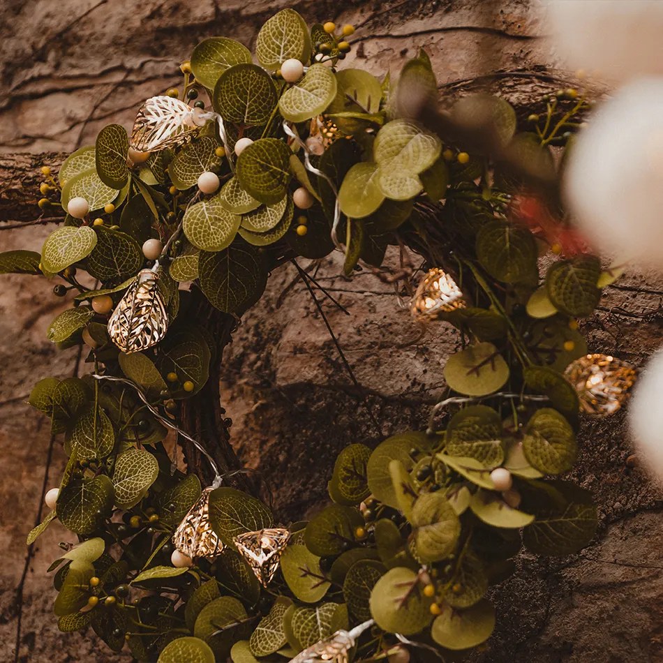 DECOLED Svetelná reťaz LED na batérie, 10 teplých bielych LED diód, 1,8 m, kovové listy