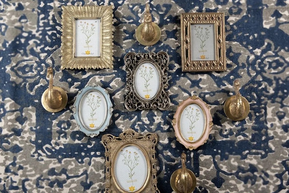 Zlatá antik nástenná dekorácia na stenu Plameniak - 9*10*16 cm