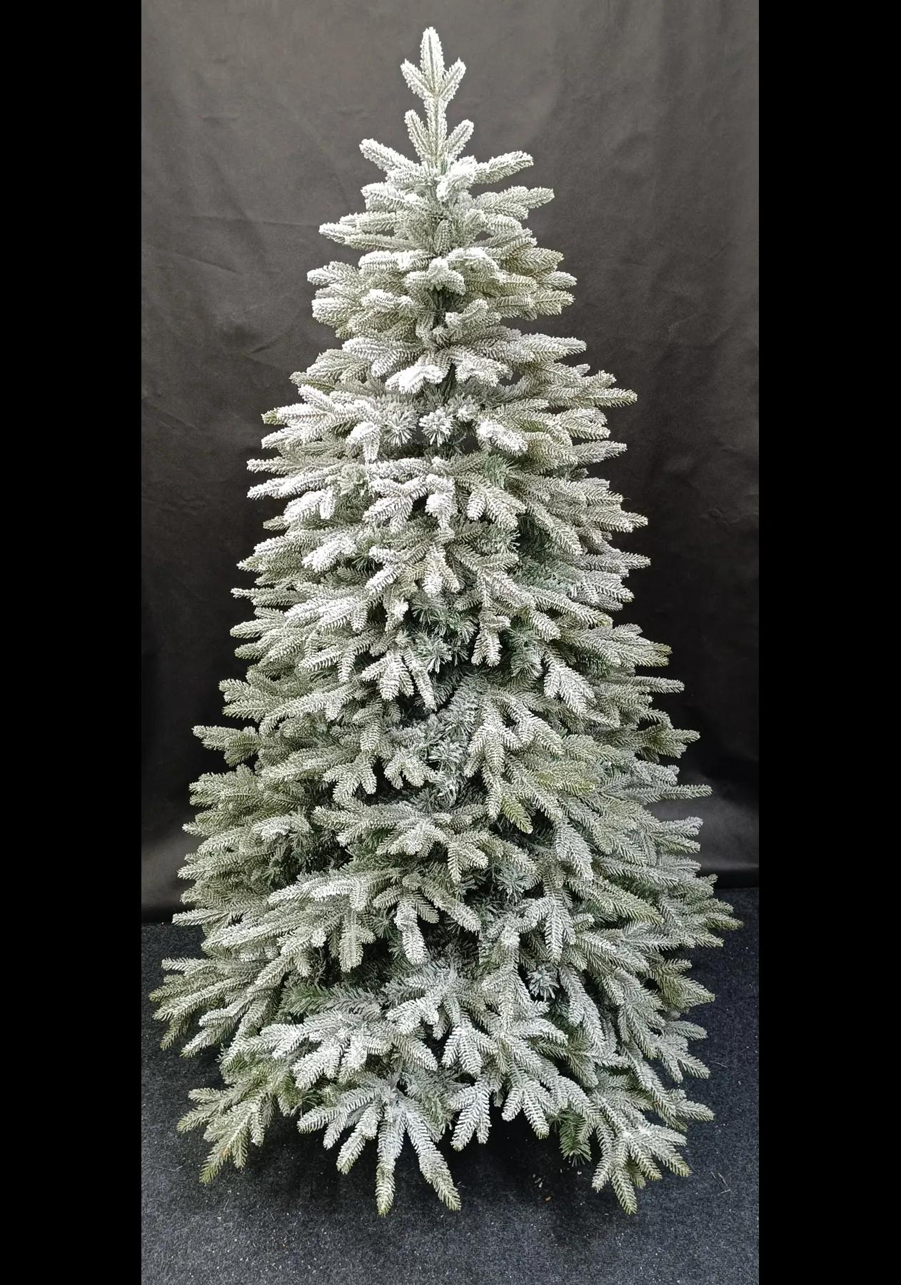 Jedľa exclusive 3D so snehom- 170 cm