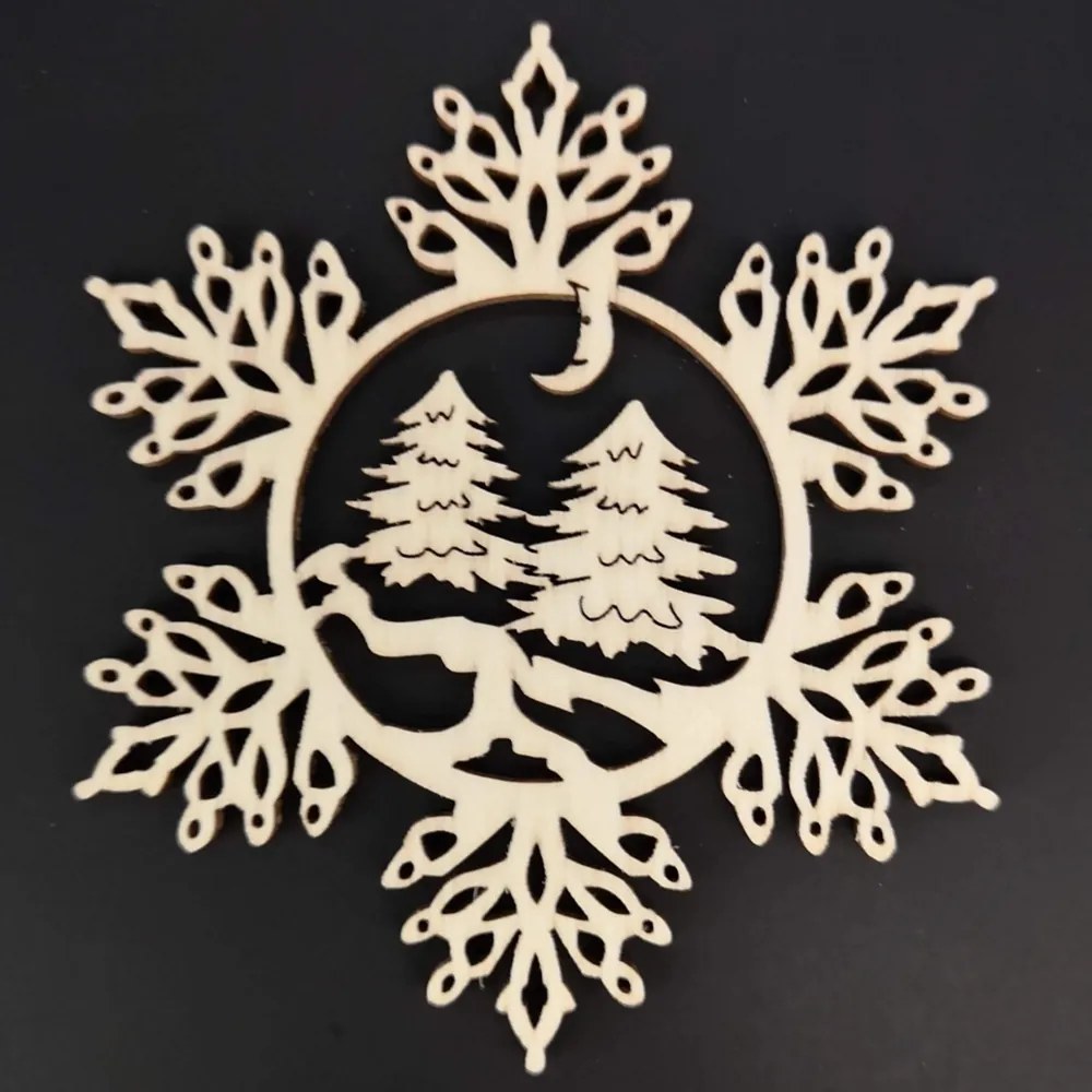AMADEA Drevená ozdoba vločka so stromami 9 cm
