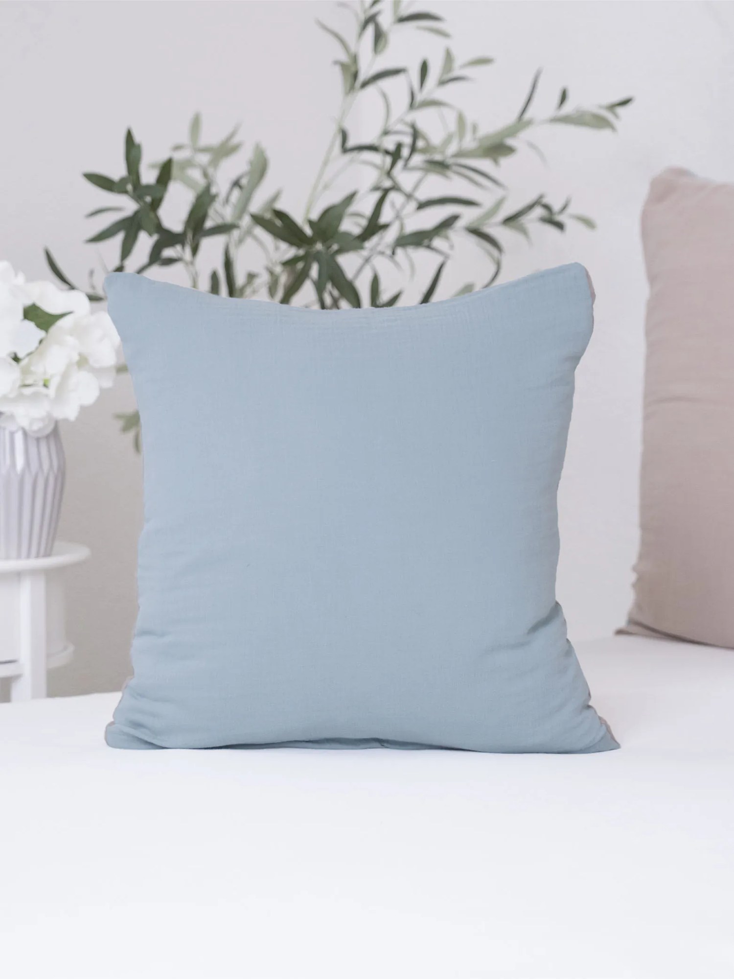 Mušelínová obliečka na vankúš 40 × 40 cm Alexia Duo - mätová/cappuccino