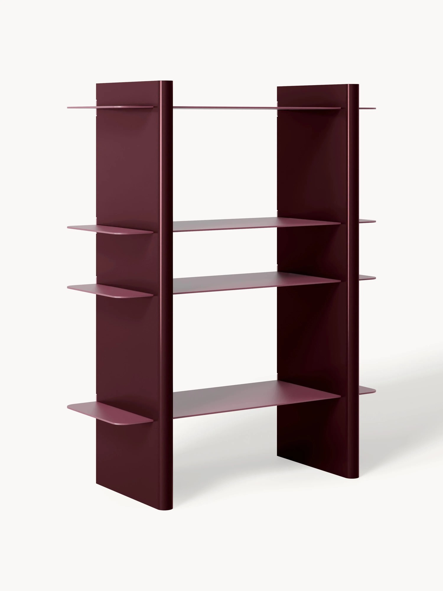 Regál's kovovými prvkami Rami