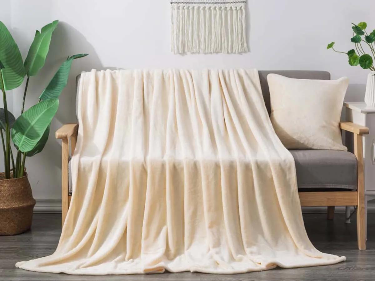 XPOSE® Mikroplyšová deka Exclusive - vanilková 200x230 cm