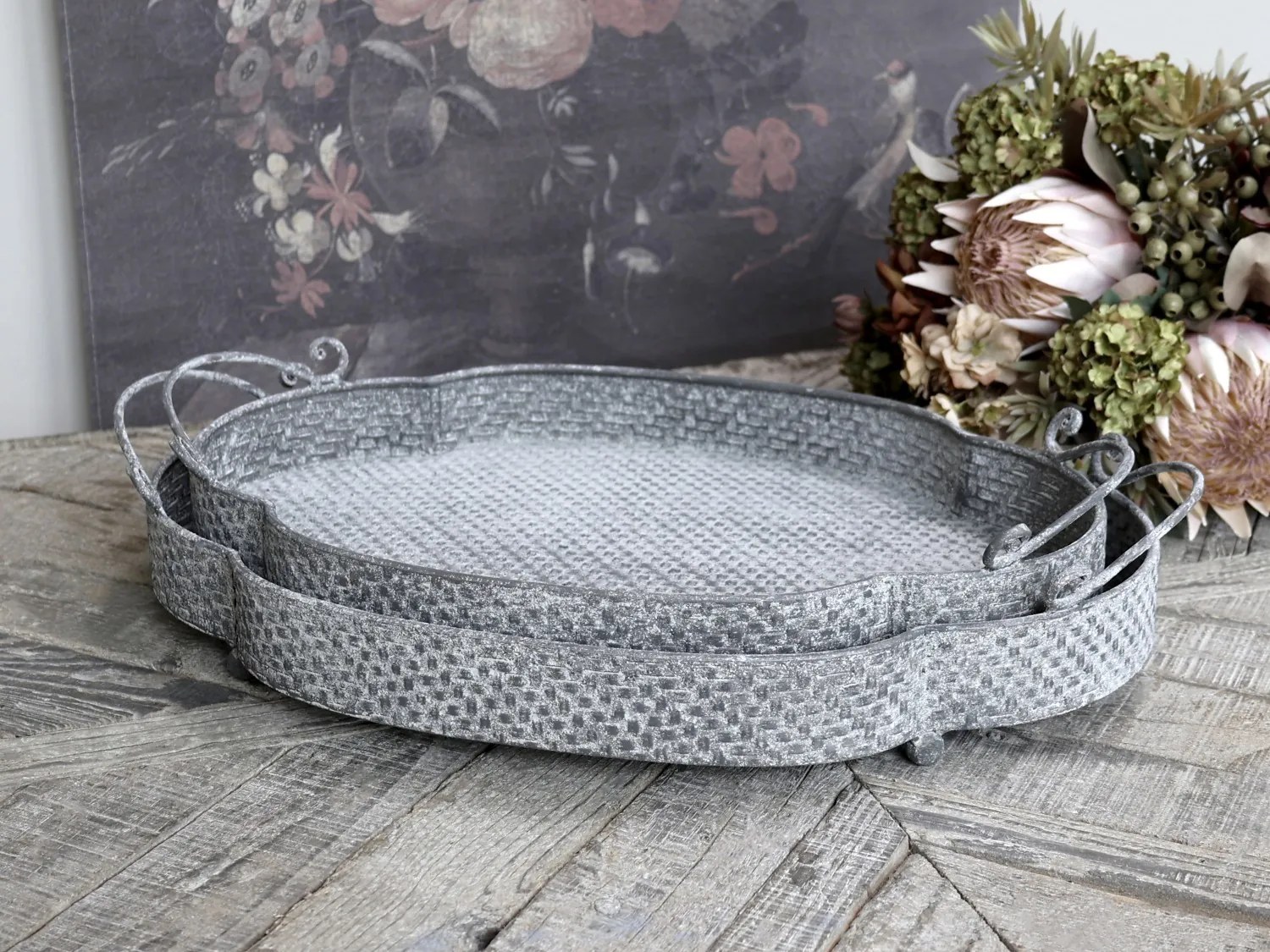 Set 2ks dekoračné plechové podnosy s patinou Trao - 53*35*11/ 46*31*10cm