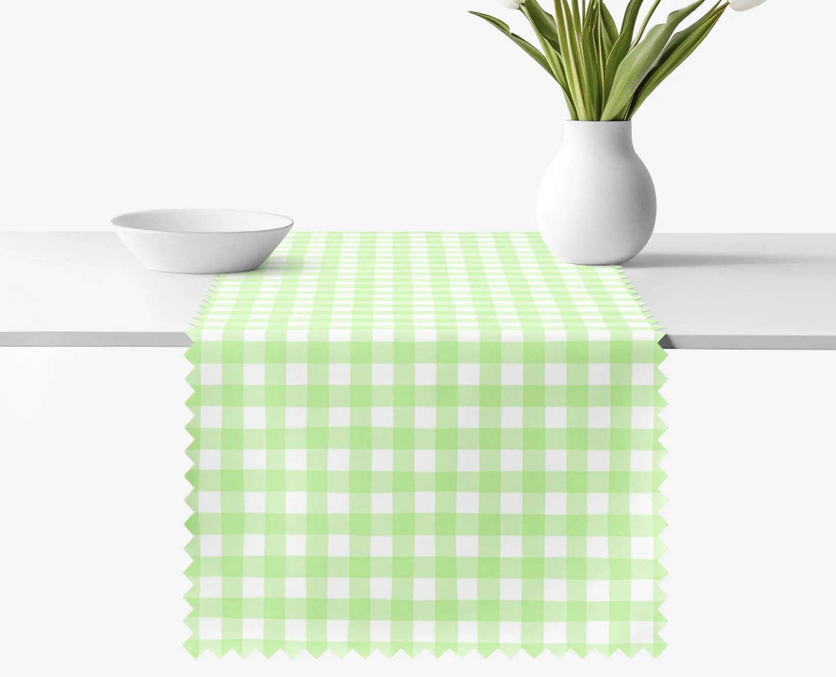Goldea behúň na stôl teflónový - zelené kocky 35x120 cm Goldea behúň na stôl teflónový - zelené kocky 35x120 cm