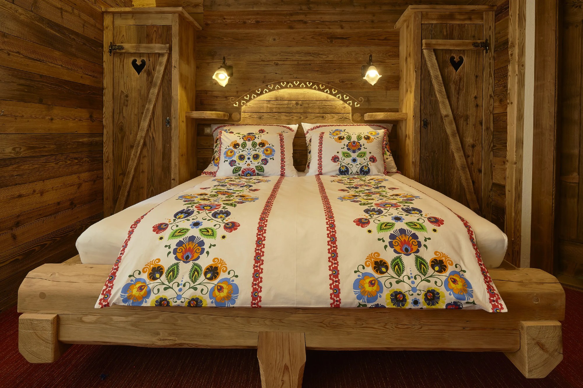 INTERMEDIC SK Posteľná obliečka FOLKLÓR červený prúžok 140x200/70x90cm