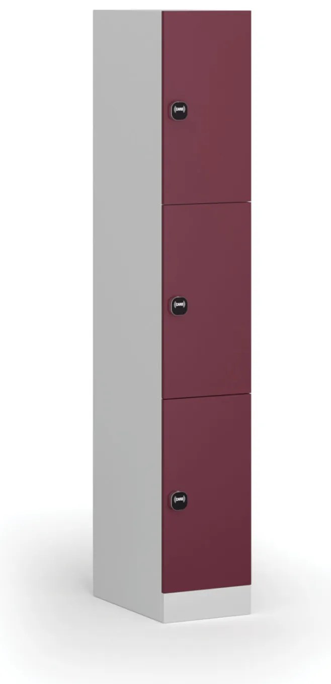 Šatníková skrinka S1 s úložnými boxmi, 3 boxy, 1850 x 300 x 500 mm, demont, zámok s čítačkou RFID kariet, červené dvere