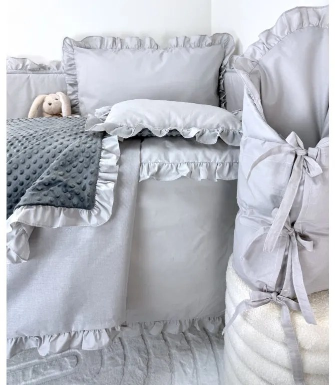 5-dielna súprava pre bábätko Sivá s volánikom/minky sivá – elegantná súprava do postieľky