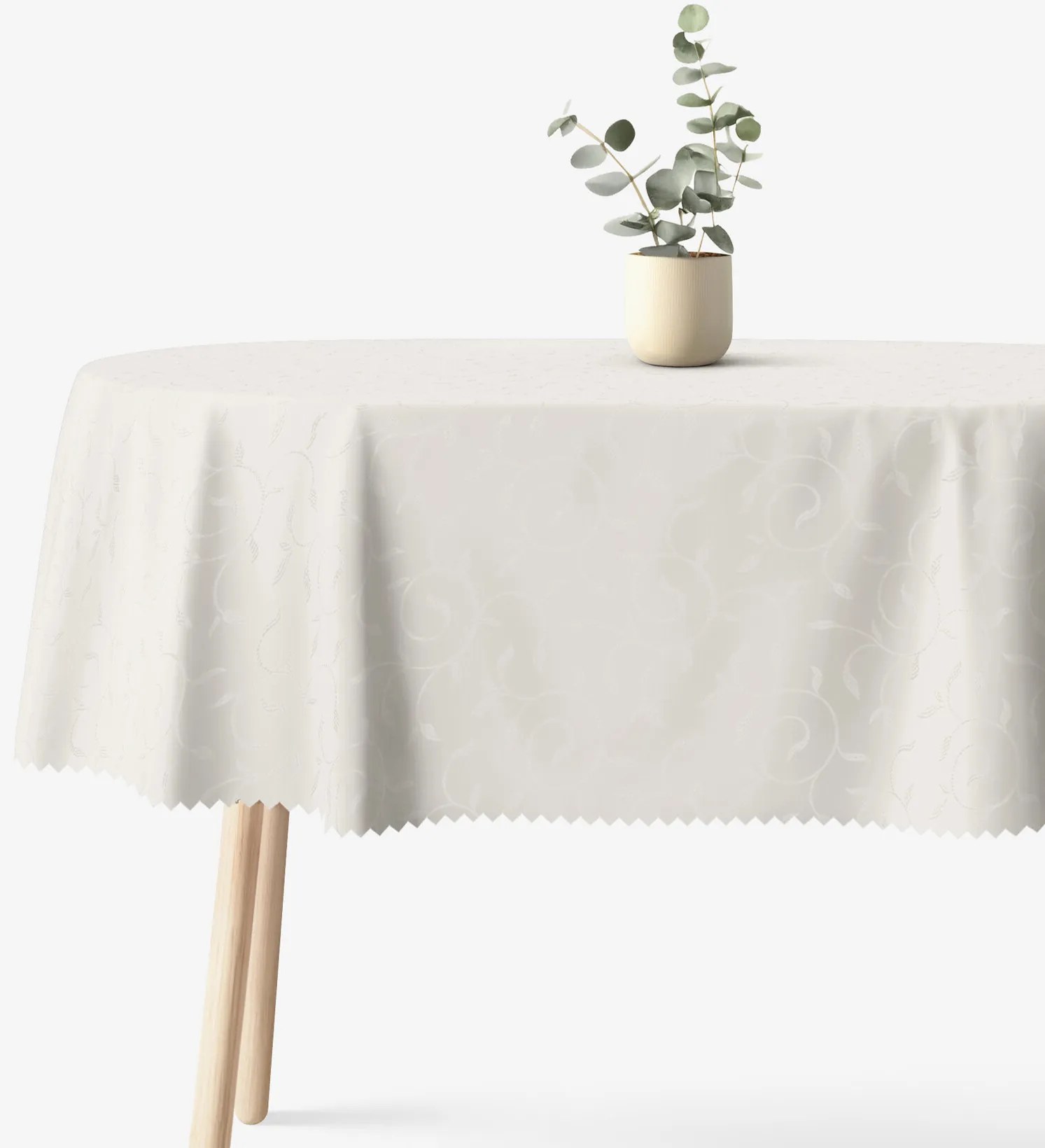 Goldea sviatočný oválny teflónový obrus - smotanový s veľkými ornamentmi 140 x 180 cm