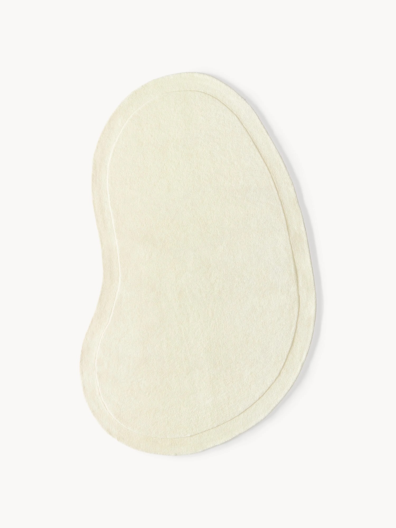 Ručne tuftovaný vlnený koberec v organickom tvare Kadey