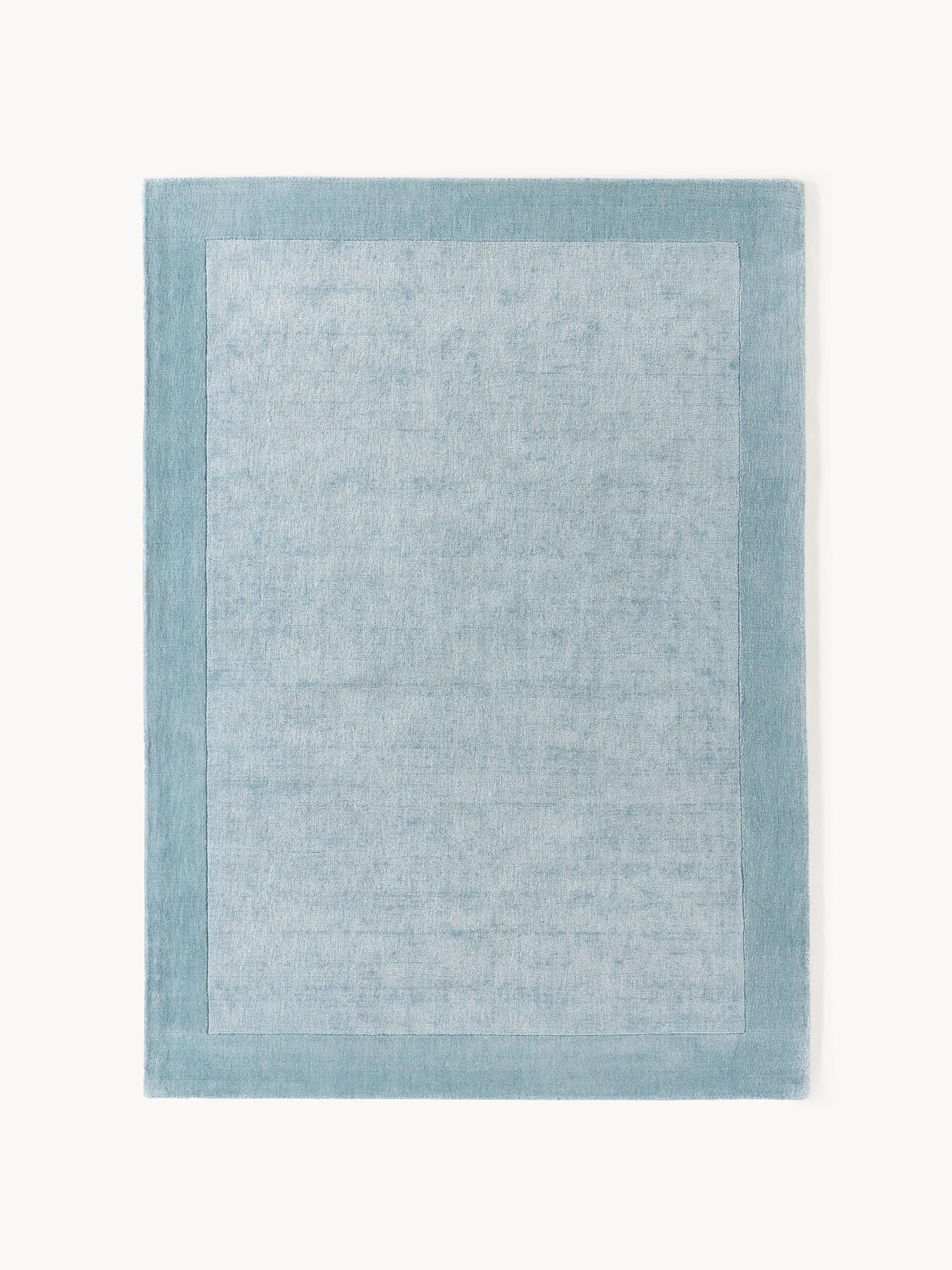 Koberec's nízkym vlasom Kari