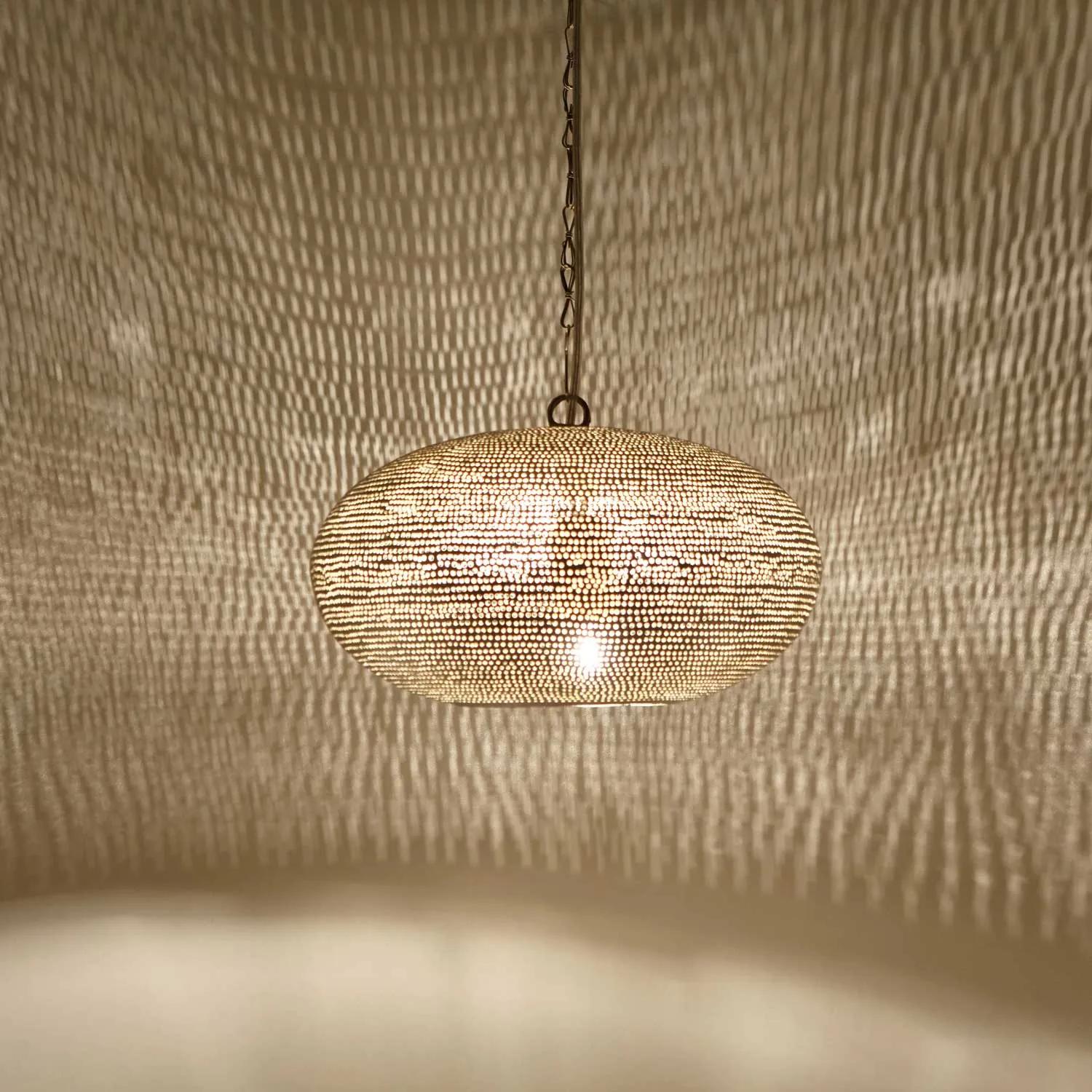 Mosadzná závesná lampa Gizeh D28