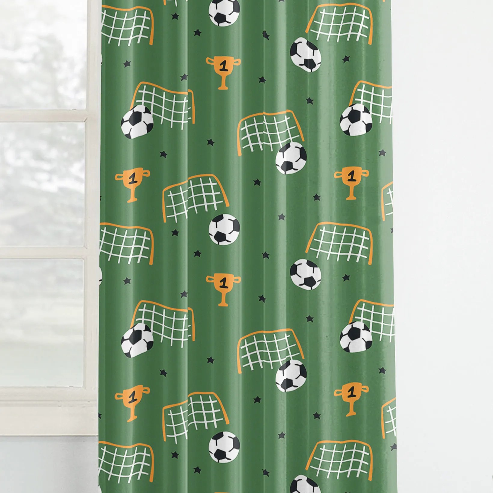 Goldea detský bavlnený záves - futbalový svet 160x150 cm