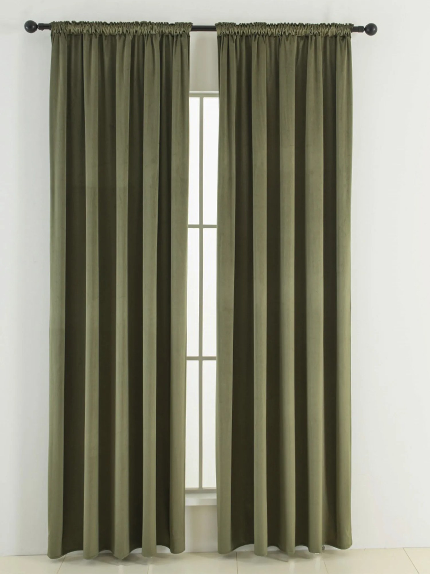 Zamatové zatemňovacie závesy Cesar olivové - 140 x 250 cm (2ks) - riasiaca stuha